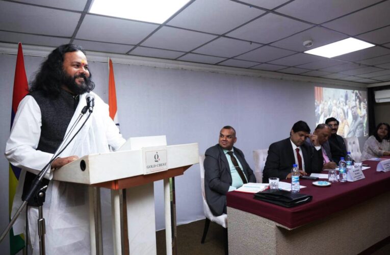 Maunayogi Swami Harinarayanan at mauritius