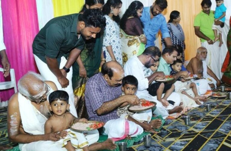 പൂന്താനം ഇല്ലത്ത് 339 കുട്ടികള്‍ ഹരിശ്രീ കുറിച്ചു