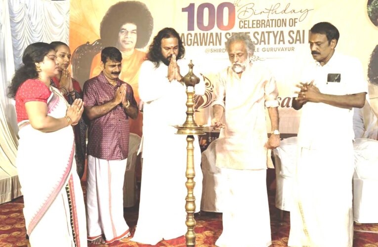 ബാബ; വിശ്വമാനവീകതയുടെ സേവനമാതൃക- കൈതപ്രം